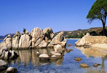 利物浦主场大胜,保持领先优势